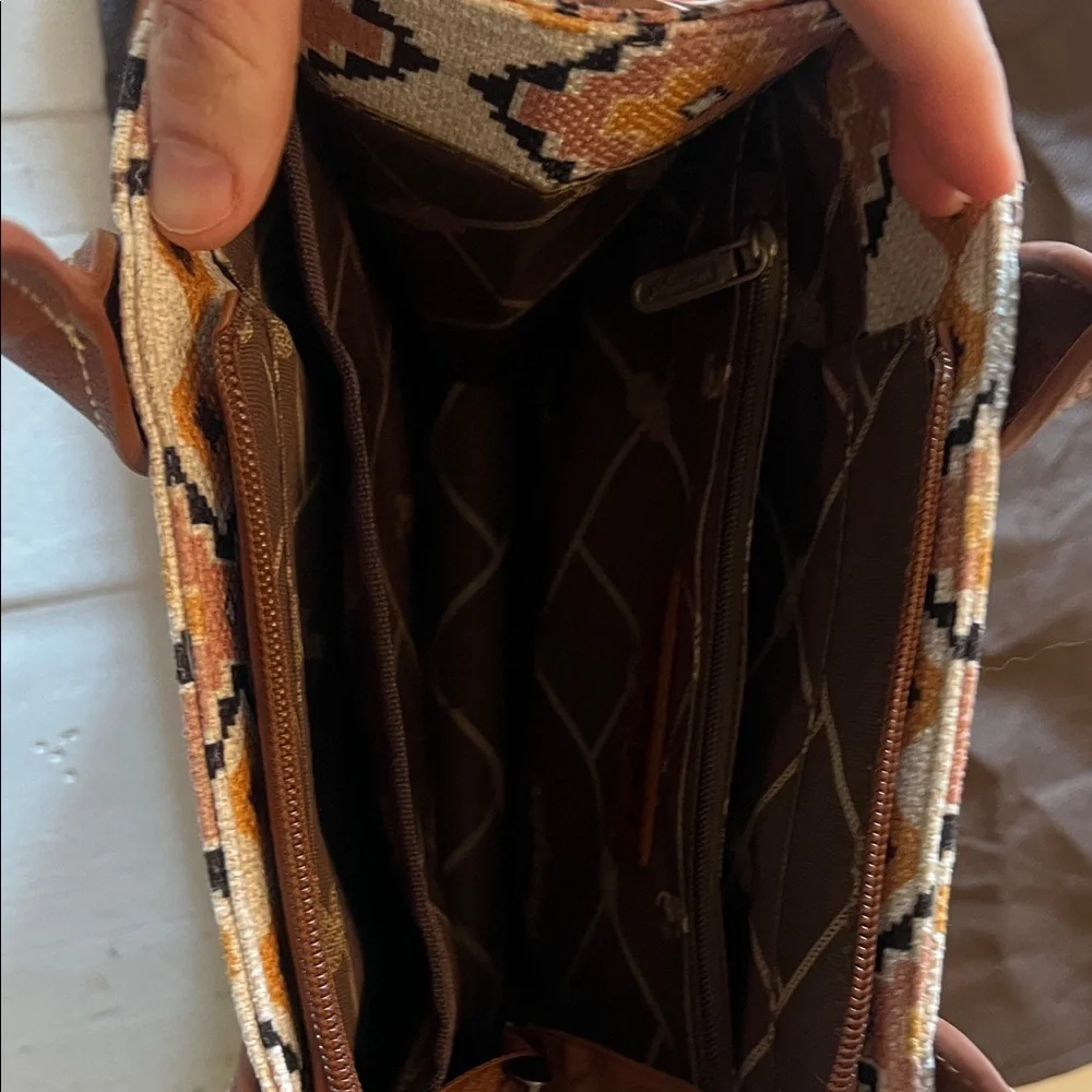 Wrangler Women's western Patterned Tote - Picture 4 of 5